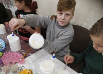 Харківська церква у районі ХТЗ проводить для дітей заняття дитячого клубу