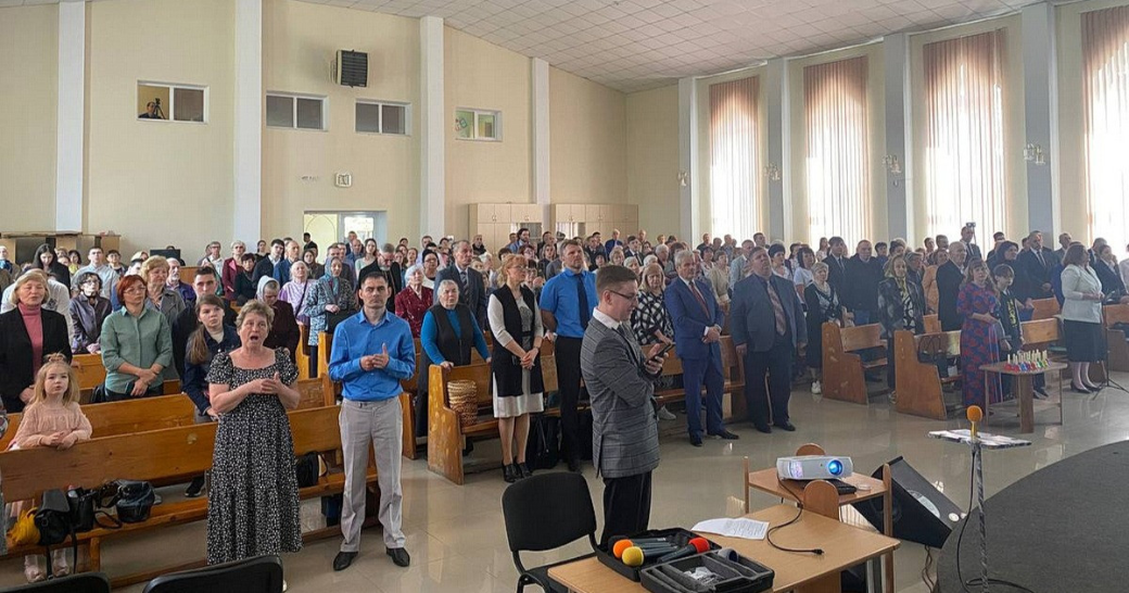 Школа Біблії у Кривому Розі залучила до служіння нових вчителів