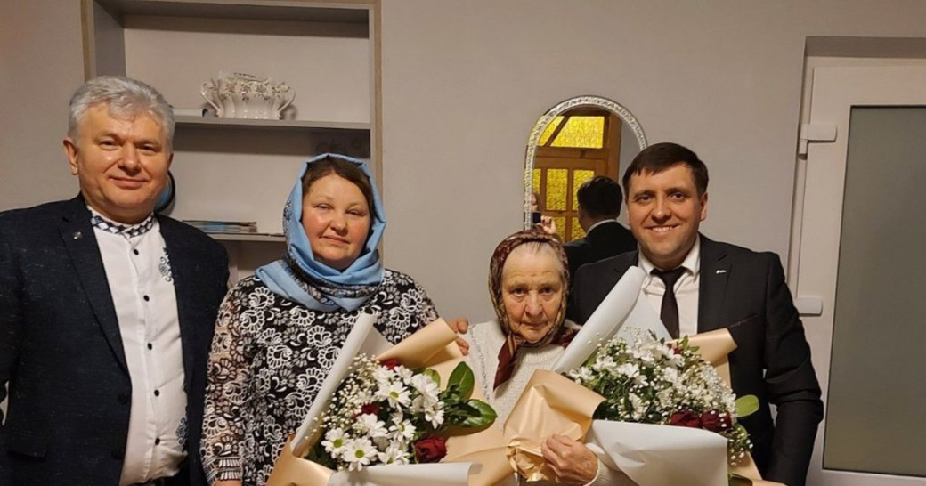 Після євангельських зустрічей у Верхньому Водяному двоє людей прийняли хрещення