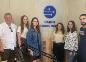 Радіо «Голос Надії» на постійному зв’язку зі слухачами – снідає, обідає і вечеряє разом з ними