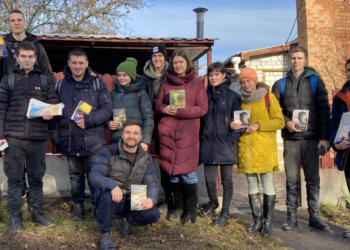 В Умані молоді адвентисти поширювали християнську літературу