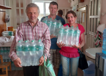 Адвентисти доставляють питну воду постраждалим від підриву Каховської ГЕС