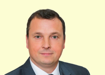Снаряди розверталися й летіли у протилежному напрямку