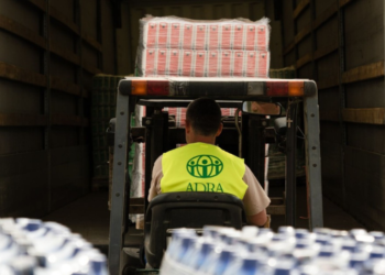 Продовольчі набори для міста Ізюма, продуктова та фінансова допомога в різних областях України — підсумки тижня ADRA Ukraine