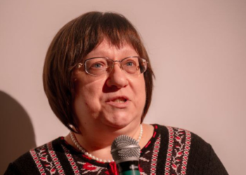 Олена Коберник презентувала у Львові поетичну збірку “Мою країну ріжуть по живому…”