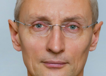 Чи є небезпечною вакцинація від коронавiрусу та які ризики існують?