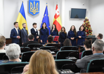 Християни з Церкви Адвентистів сьомого дня привітали працівників міської ради із Різдвом Христовим