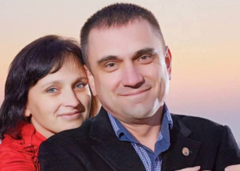 Сільський пастор навчає колег, як правильно проповідувати Слово Боже через інтернет