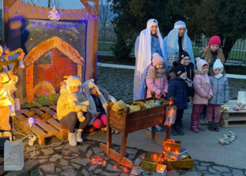 Молодь Мукачево провела «Різдвяний квест»