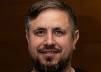 У більшості сіл, якими ми опікуємося, земля вигоріла під час обстрілів і окупації