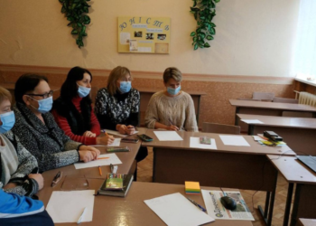 Психологи ADRA Україна надали психосоціальну підтримку педагогам Новомихайлівської школи