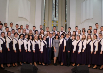 Хор УГІ зайняв перше місце в фестивалі-конкурсі “Самоцвіти”