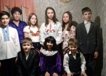 Юлія Сергієнко: “Дитина має рости в сім’ї, чужих дітей не буває, для Господа всі дітки свої і Він особливим чином турбується про сиріт”