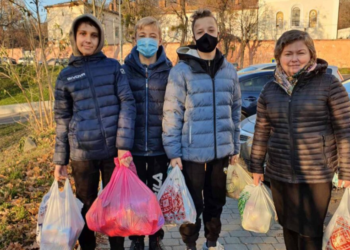 Львівські школярі годують голодних