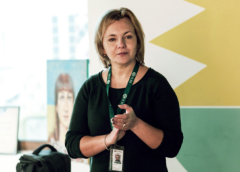 Не «герой» і не «проблема», а людина, яка має право відчувати. Як ADRA Україна підтримує ветеранів