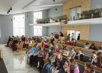 Табір «Крок» об’єднав 60 дітей для пошуку сенсу Різдва